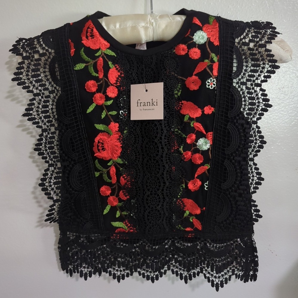 Frankie By‎ Francesca NWT Youth 7 Top W Lace Trim Flower Embroidery Gorgeous